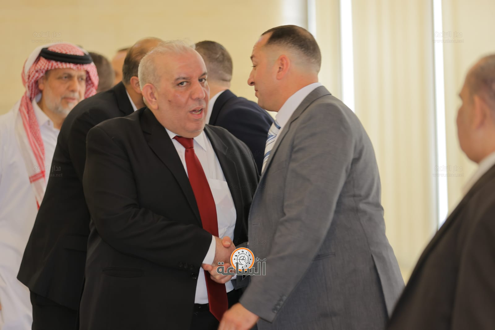 Madar Al-Saa Images 0.9744819202233275