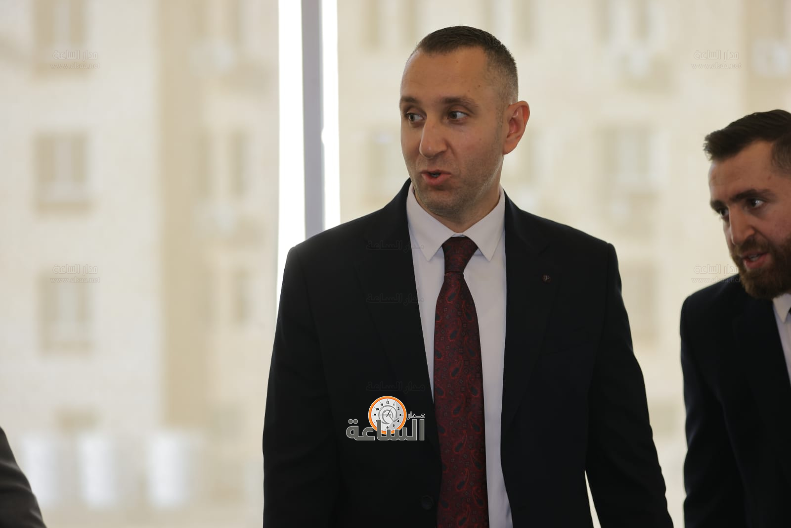 Madar Al-Saa Images 0.0010291075390371773