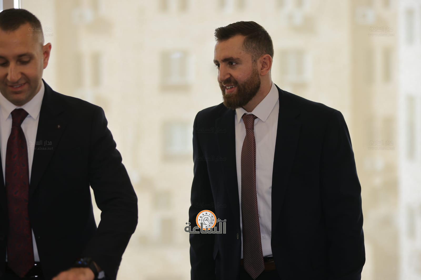 Madar Al-Saa Images 0.9531204706995139