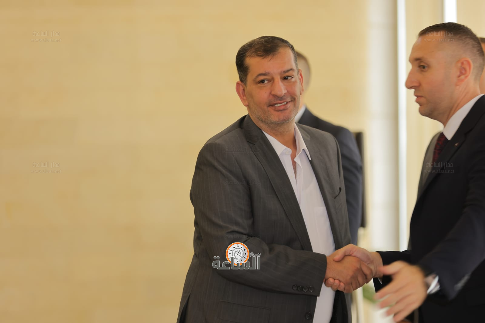 Madar Al-Saa Images 0.6697642601892497