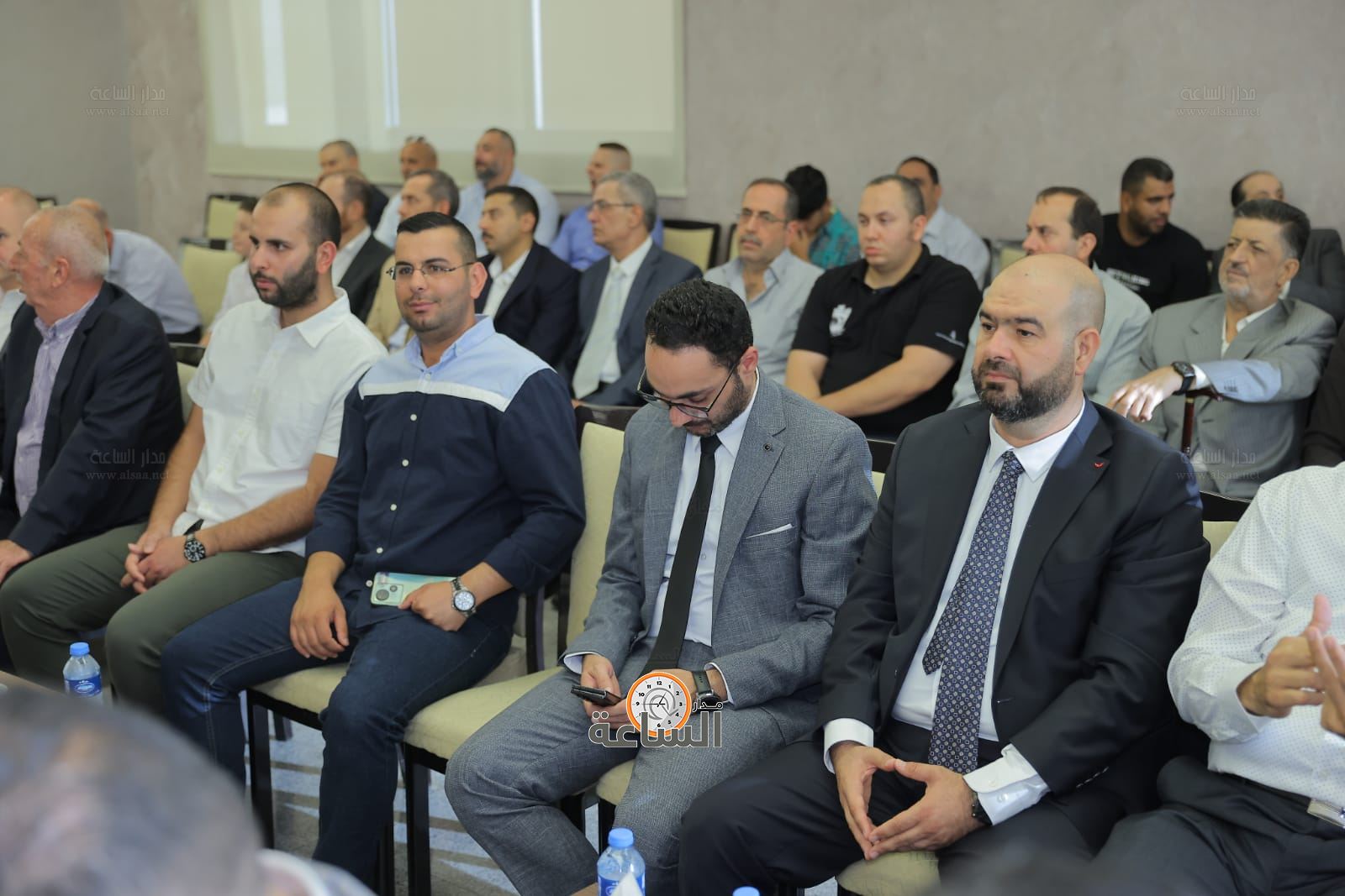 Madar Al-Saa Images 0.15981180558840624