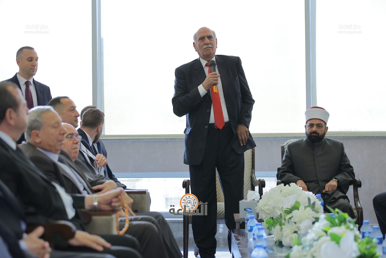 Madar Al-Saa Images 0.6359592117944016