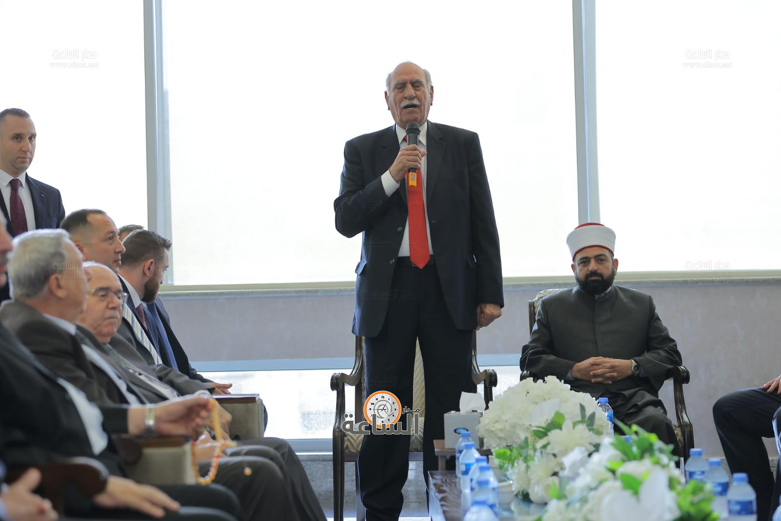 Madar Al-Saa Images 0.4114750563089823