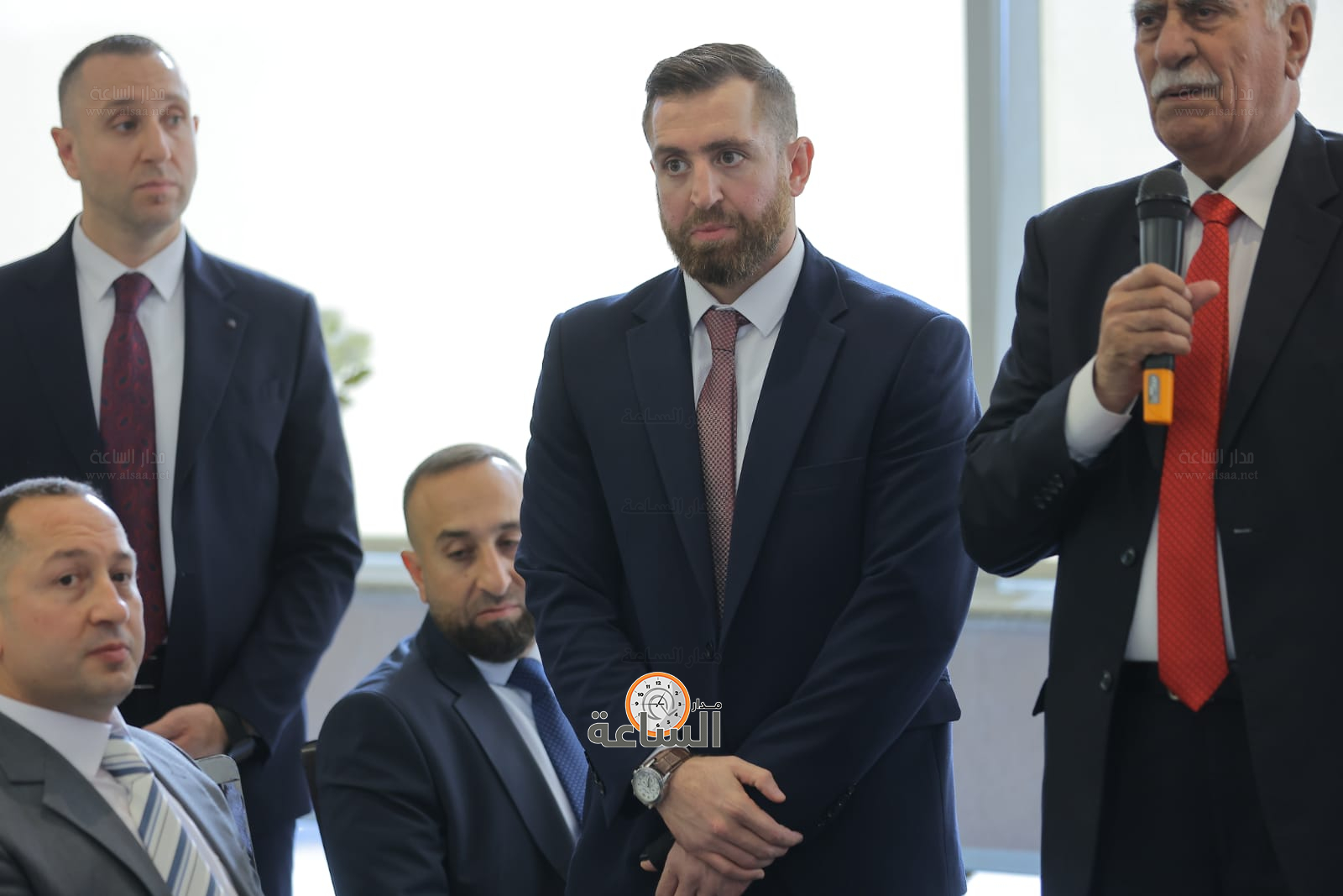 Madar Al-Saa Images 0.49271723529304645