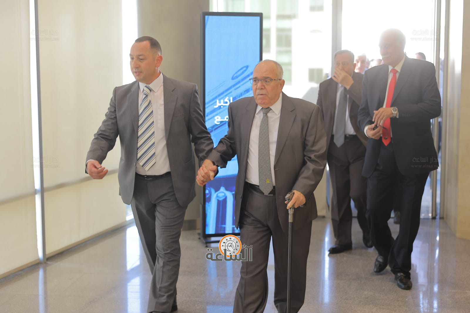 Madar Al-Saa Images 0.8013800101328159