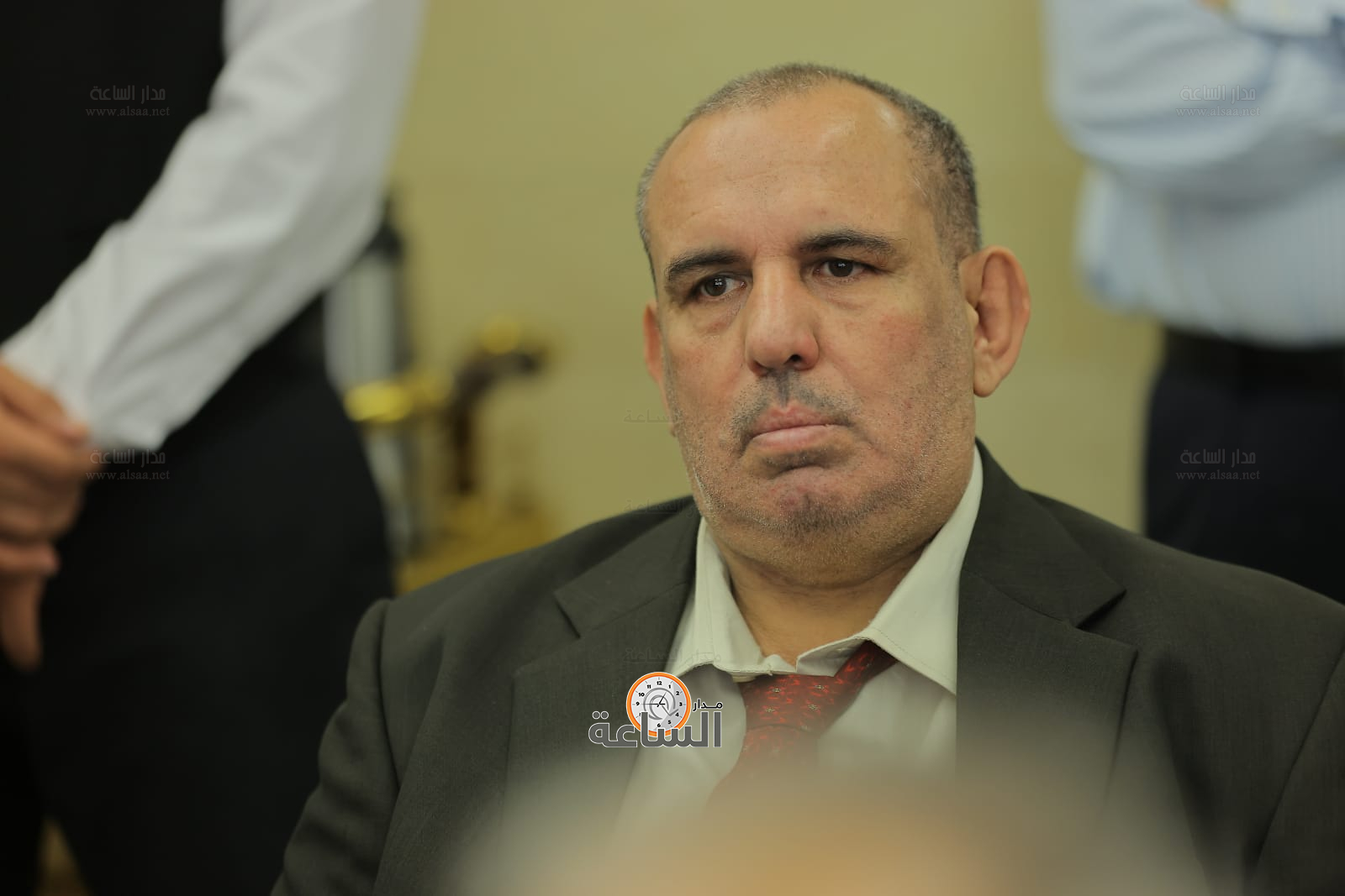 Madar Al-Saa Images 0.4854945429385642