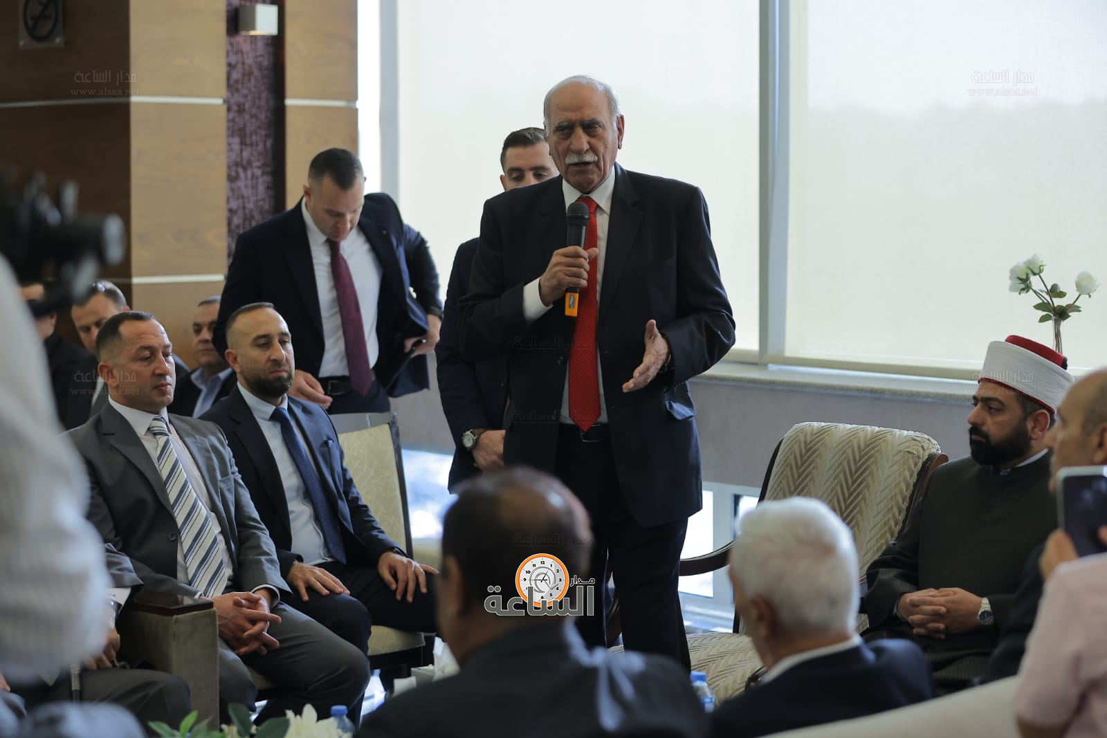 Madar Al-Saa Images 0.2519812741867209