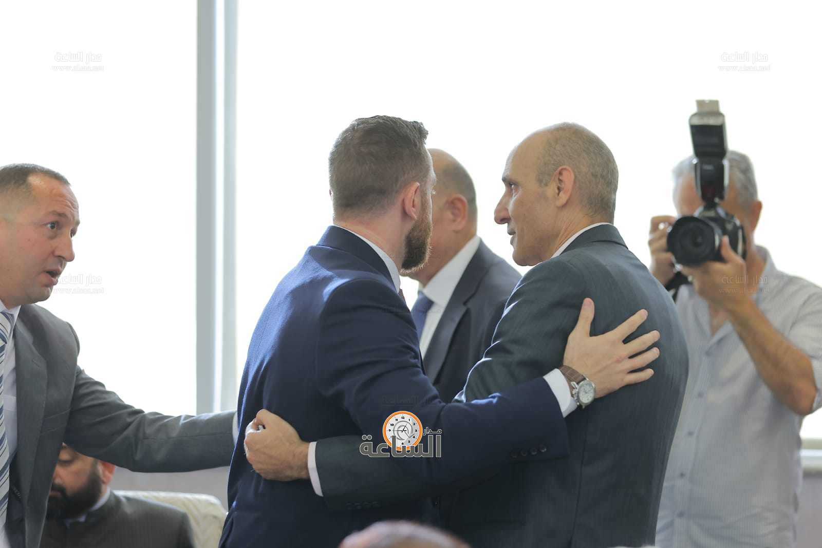 Madar Al-Saa Images 0.7818473965869595