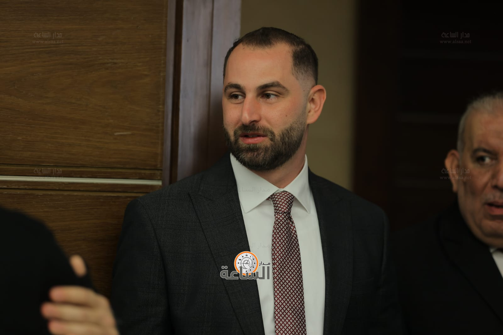 Madar Al-Saa Images 0.46651934158727393