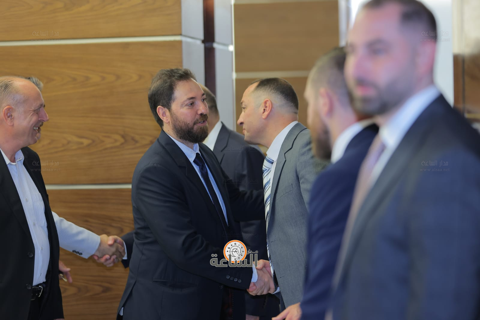 Madar Al-Saa Images 0.03521491041275027