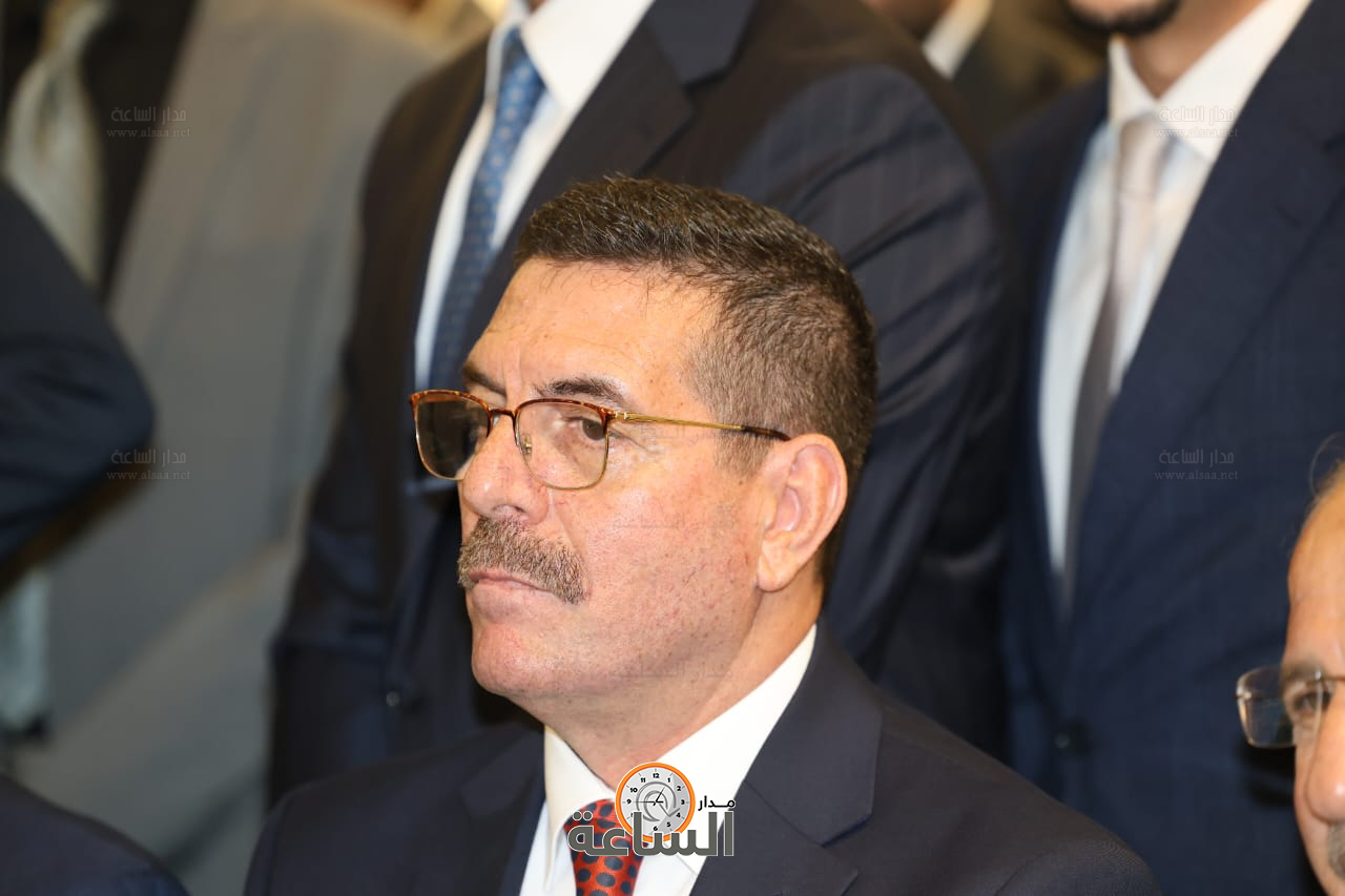 Madar Al-Saa Images 0.5568842446709018