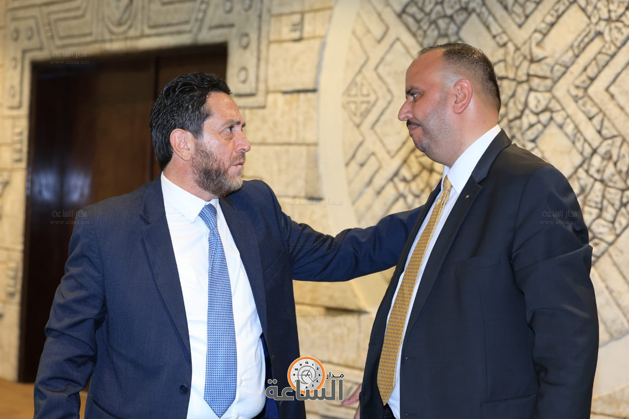 Madar Al-Saa Images 0.11358663750657405