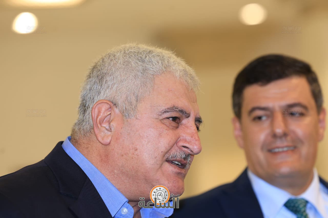 Madar Al-Saa Images 0.8474915100632848