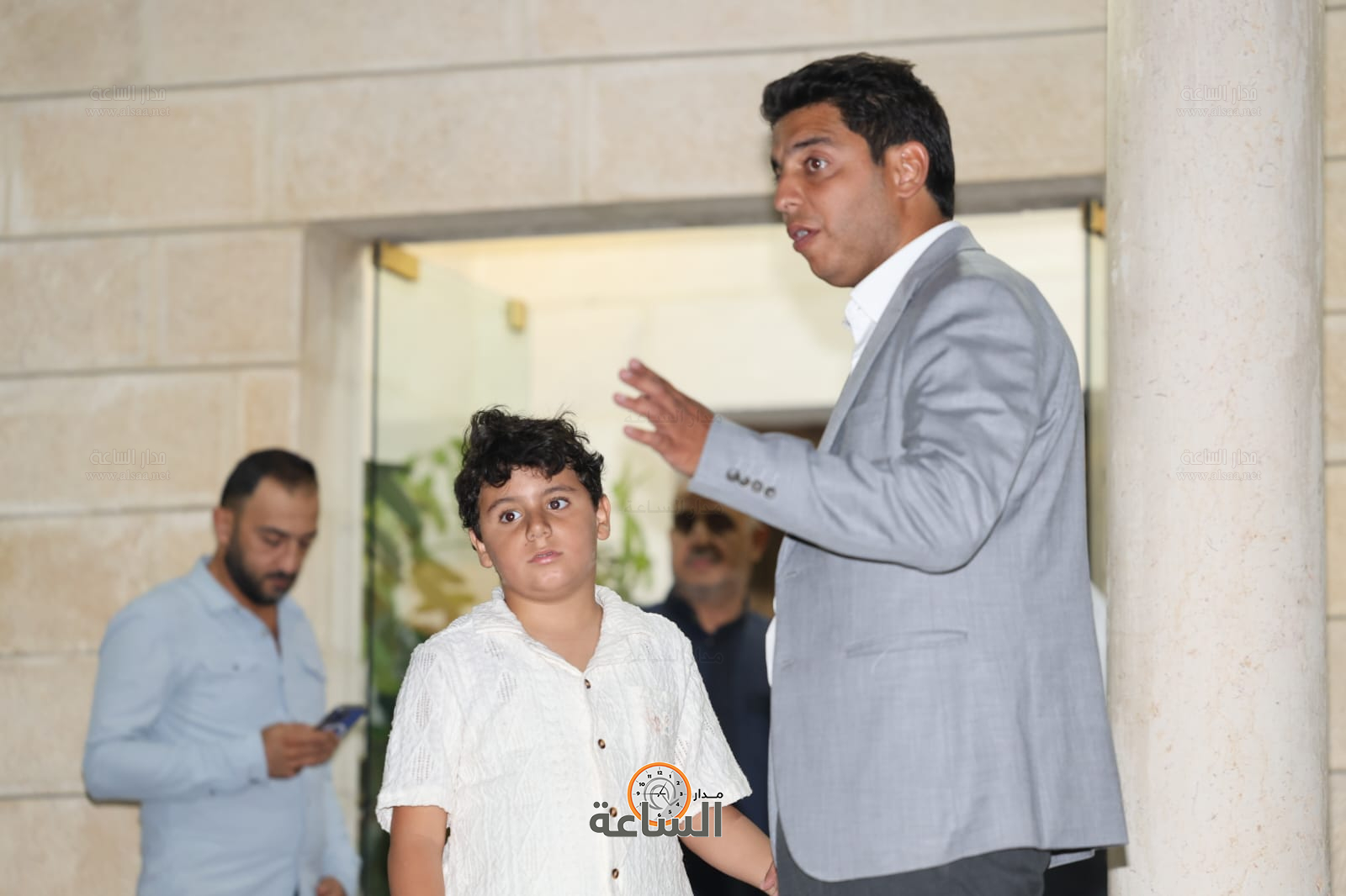 Madar Al-Saa Images 0.9075943236321855