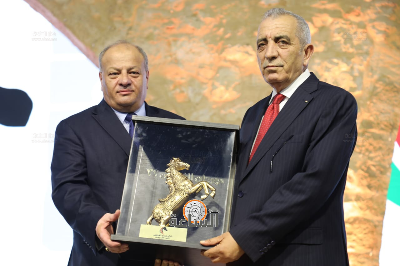 Madar Al-Saa Images 0.7117369297105902