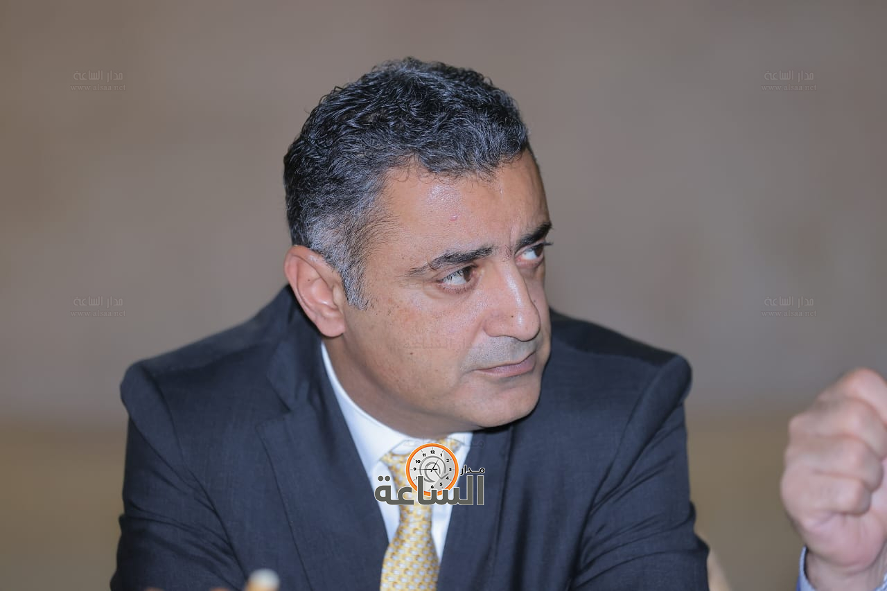 Madar Al-Saa Images 0.6127116919336318