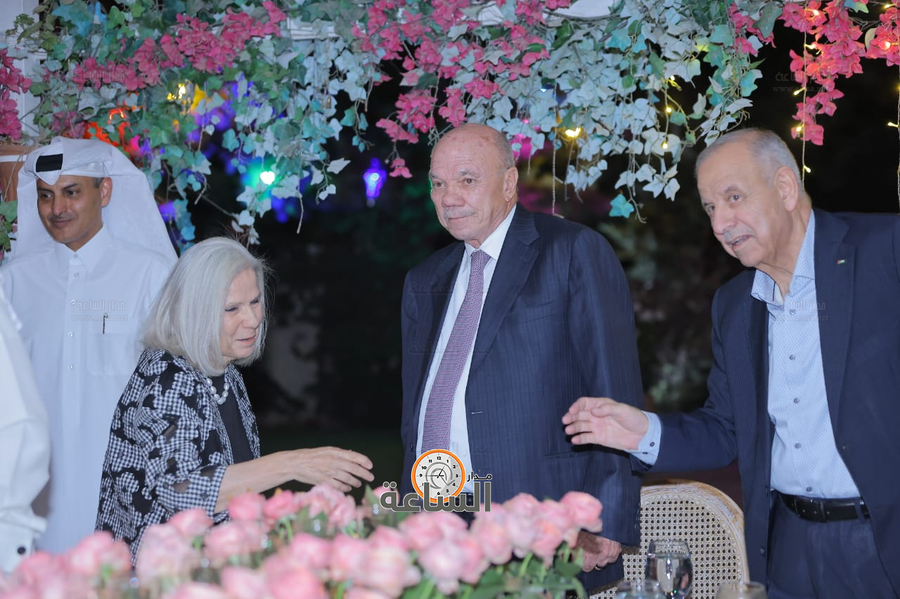 Madar Al-Saa Images 0.5577747673980129