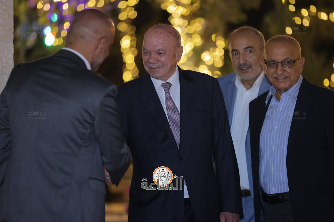 Madar Al-Saa Images 0.6093987158692744