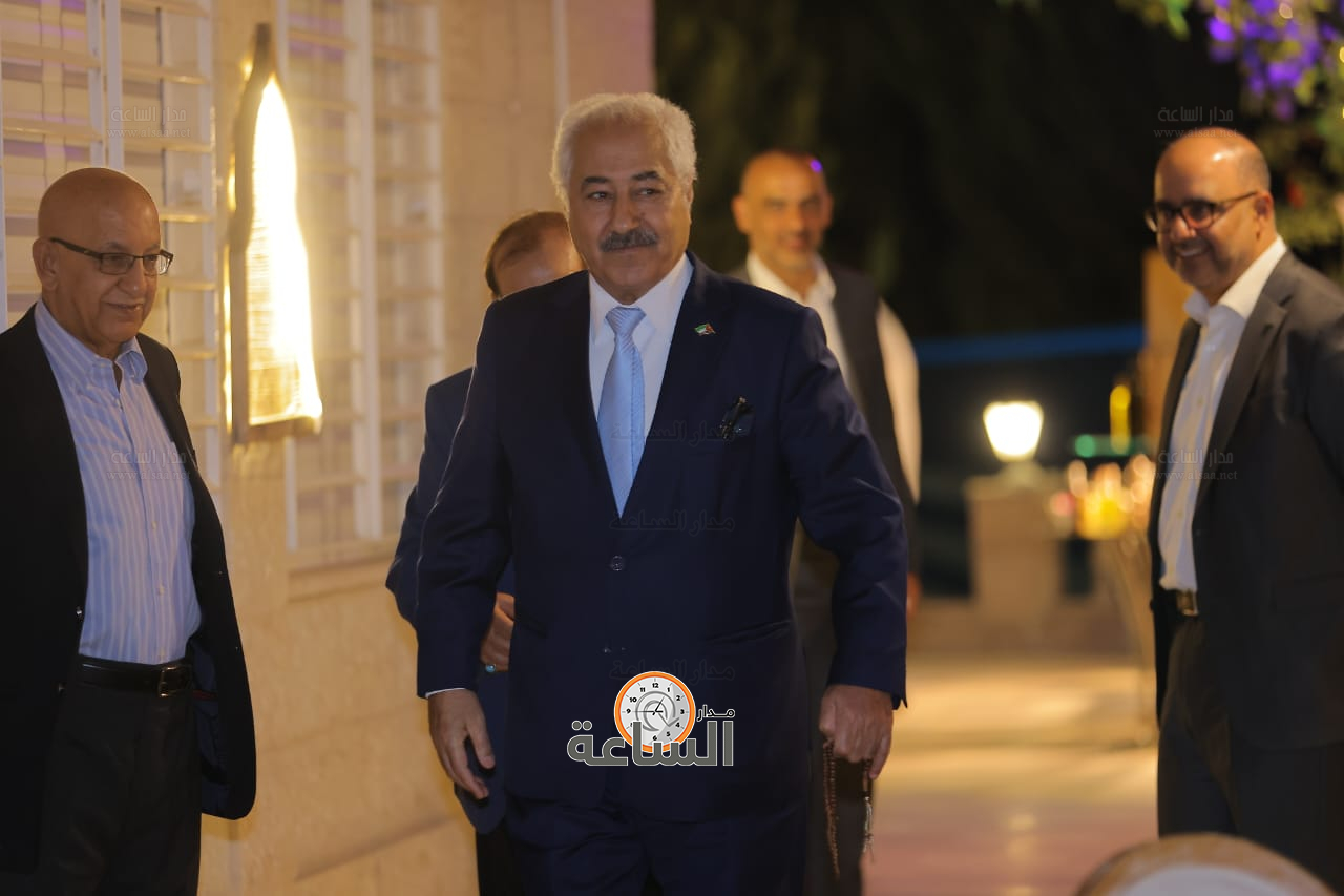 Madar Al-Saa Images 0.2434451473042587