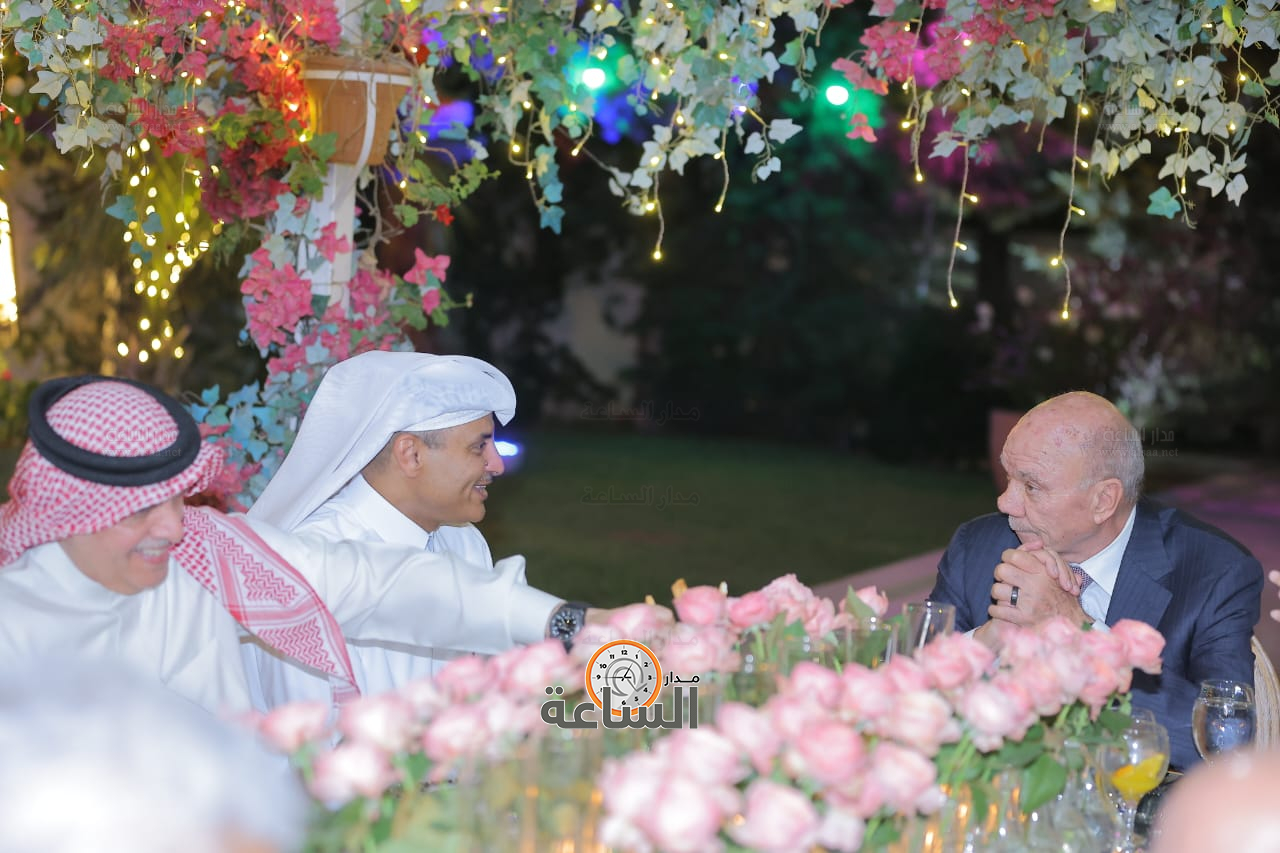 Madar Al-Saa Images 0.705561897034088