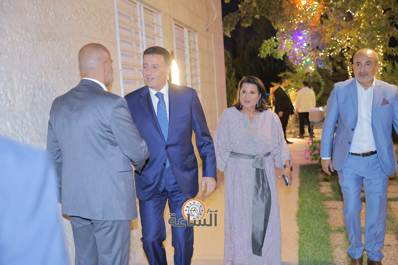 Madar Al-Saa Images 0.48516716826688455