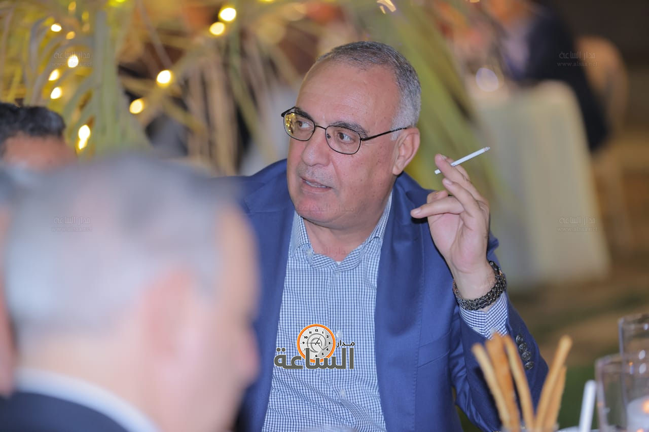 Madar Al-Saa Images 0.09018435120138146