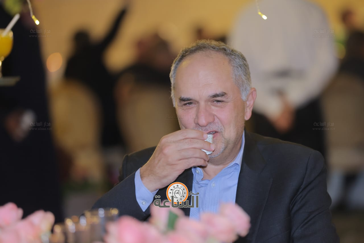 Madar Al-Saa Images 0.14333828845731889