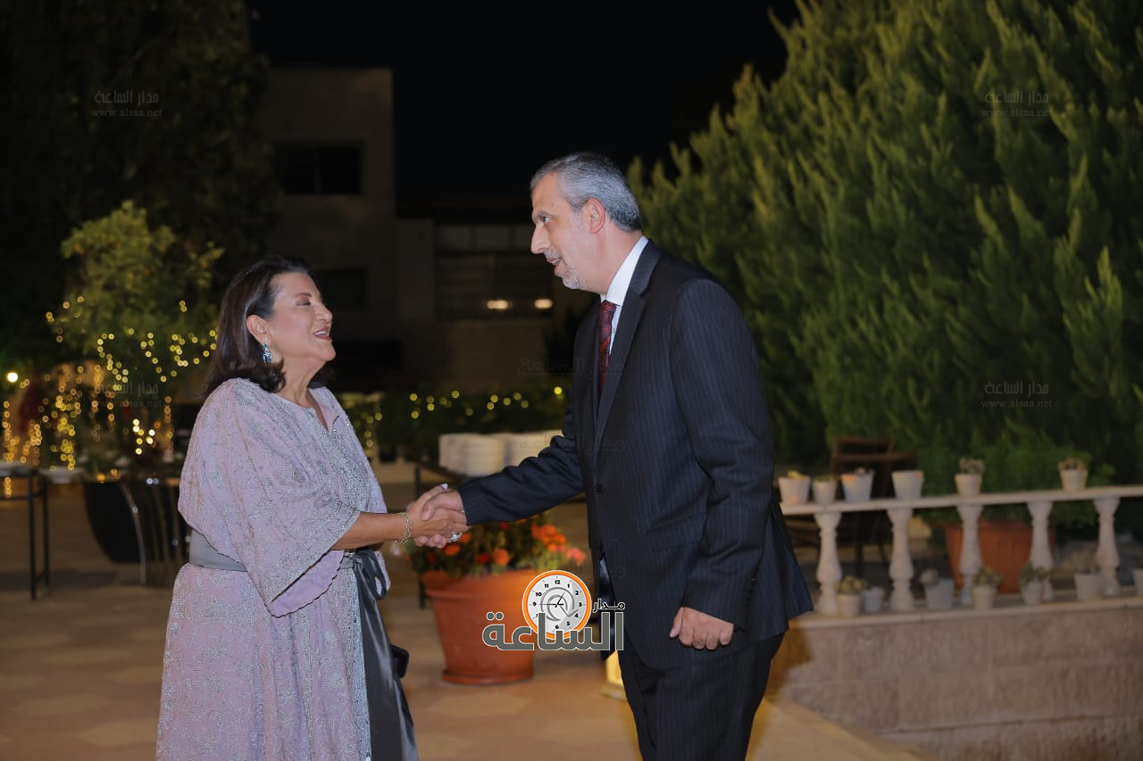 Madar Al-Saa Images 0.922749843717217