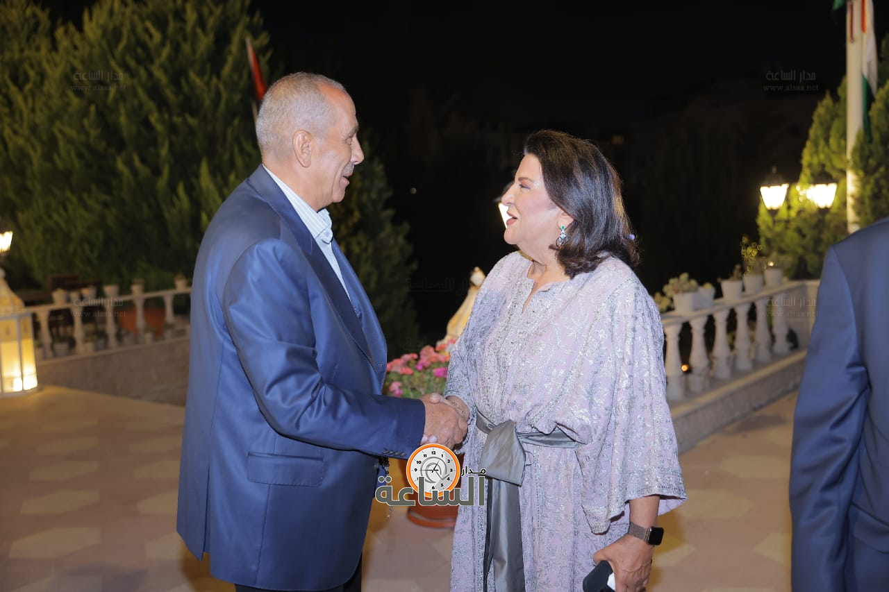 Madar Al-Saa Images 0.4618684993606109