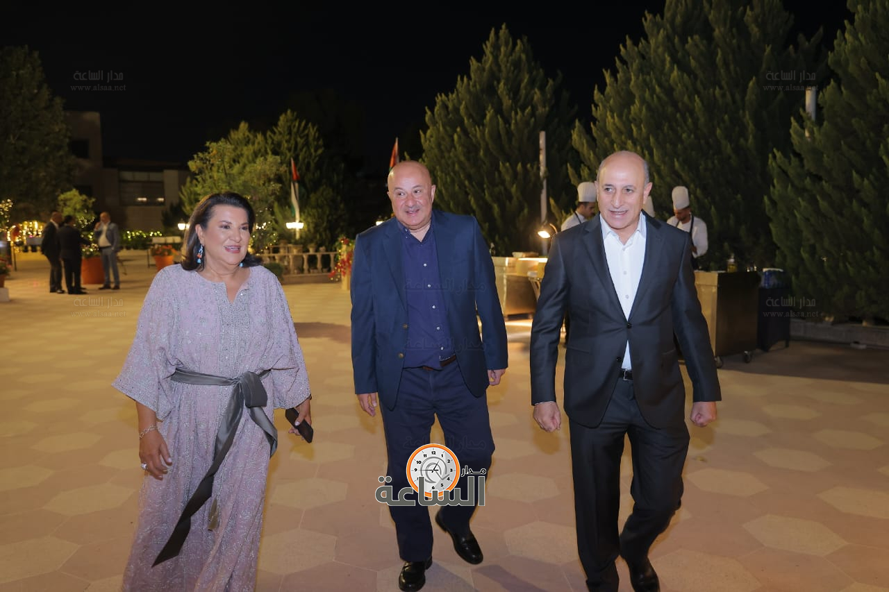 Madar Al-Saa Images 0.9958445970354814