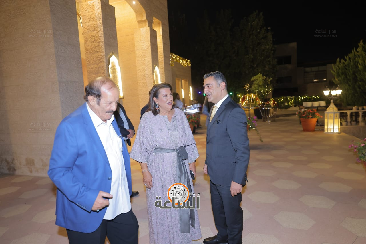 Madar Al-Saa Images 0.24142598439767293