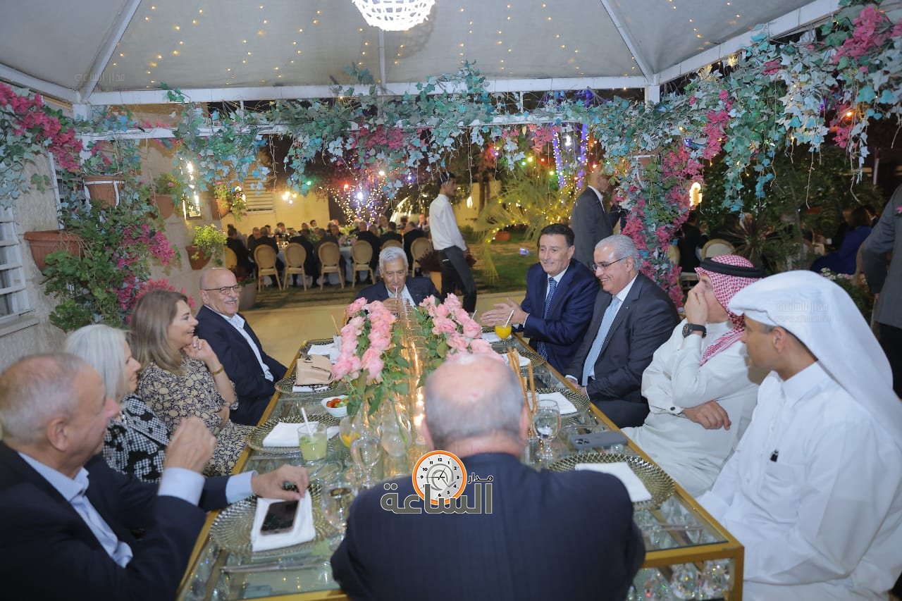 Madar Al-Saa Images 0.08836571544304883