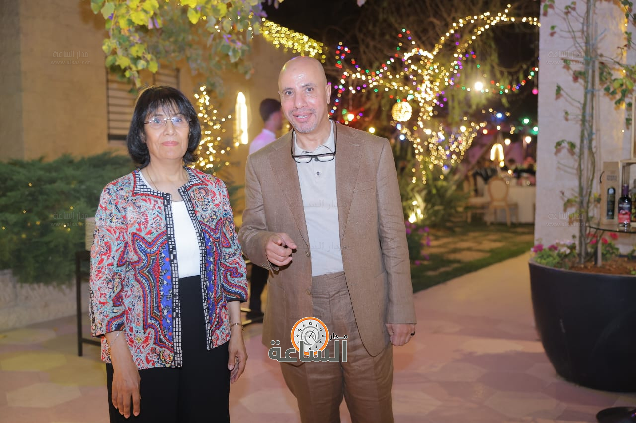 Madar Al-Saa Images 0.8155429143057391