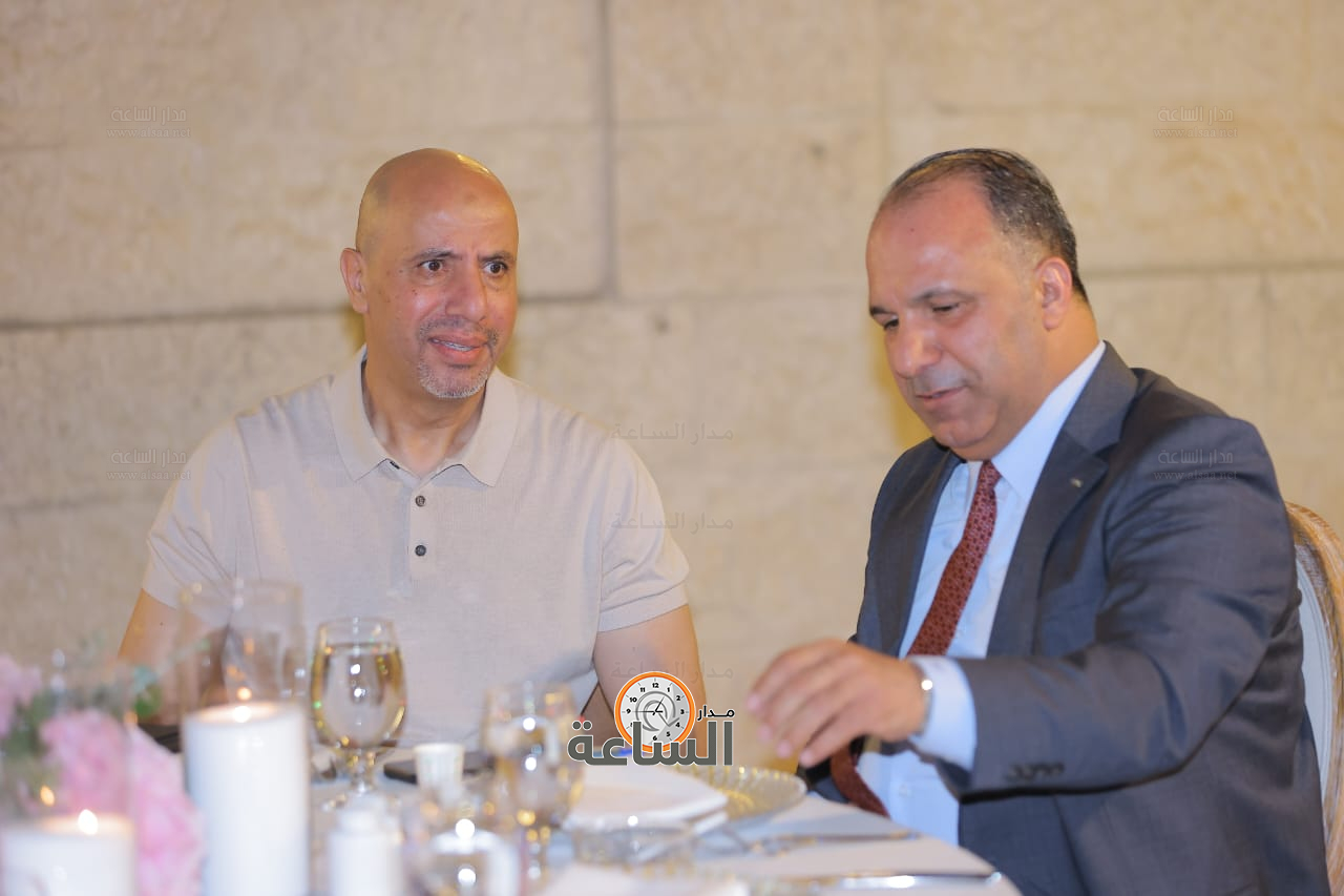 Madar Al-Saa Images 0.3538762178476126