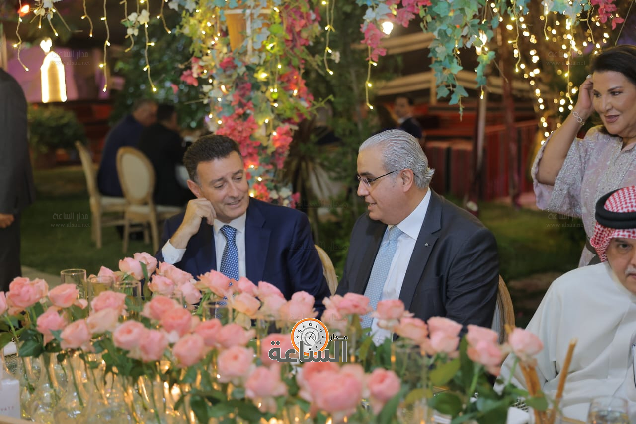 Madar Al-Saa Images 0.4675877491077668