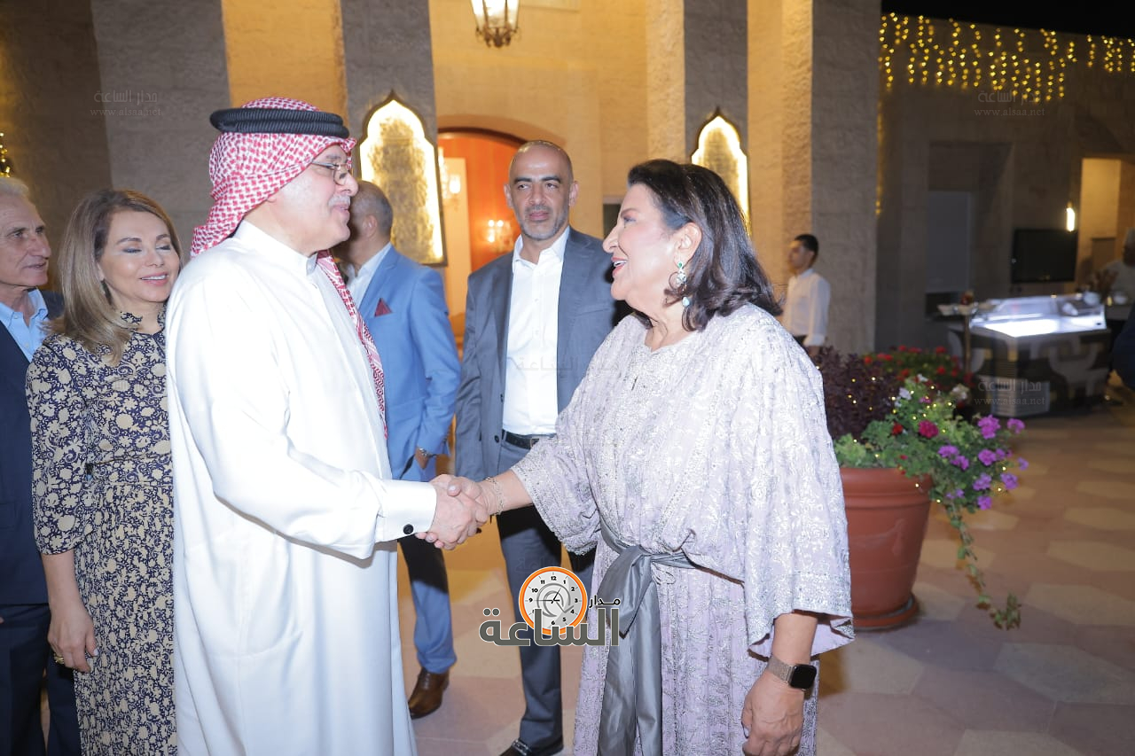 Madar Al-Saa Images 0.6603116647243121