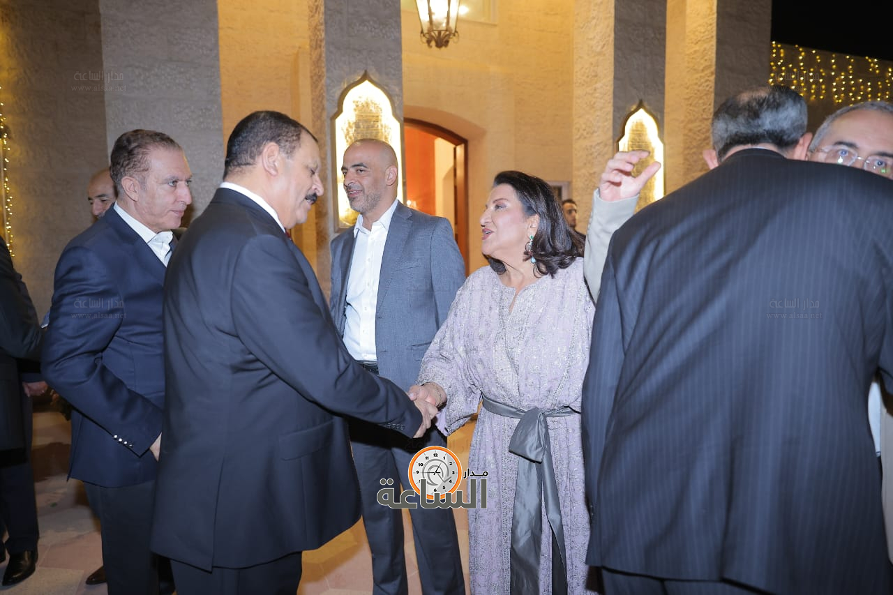 Madar Al-Saa Images 0.6801041544175976