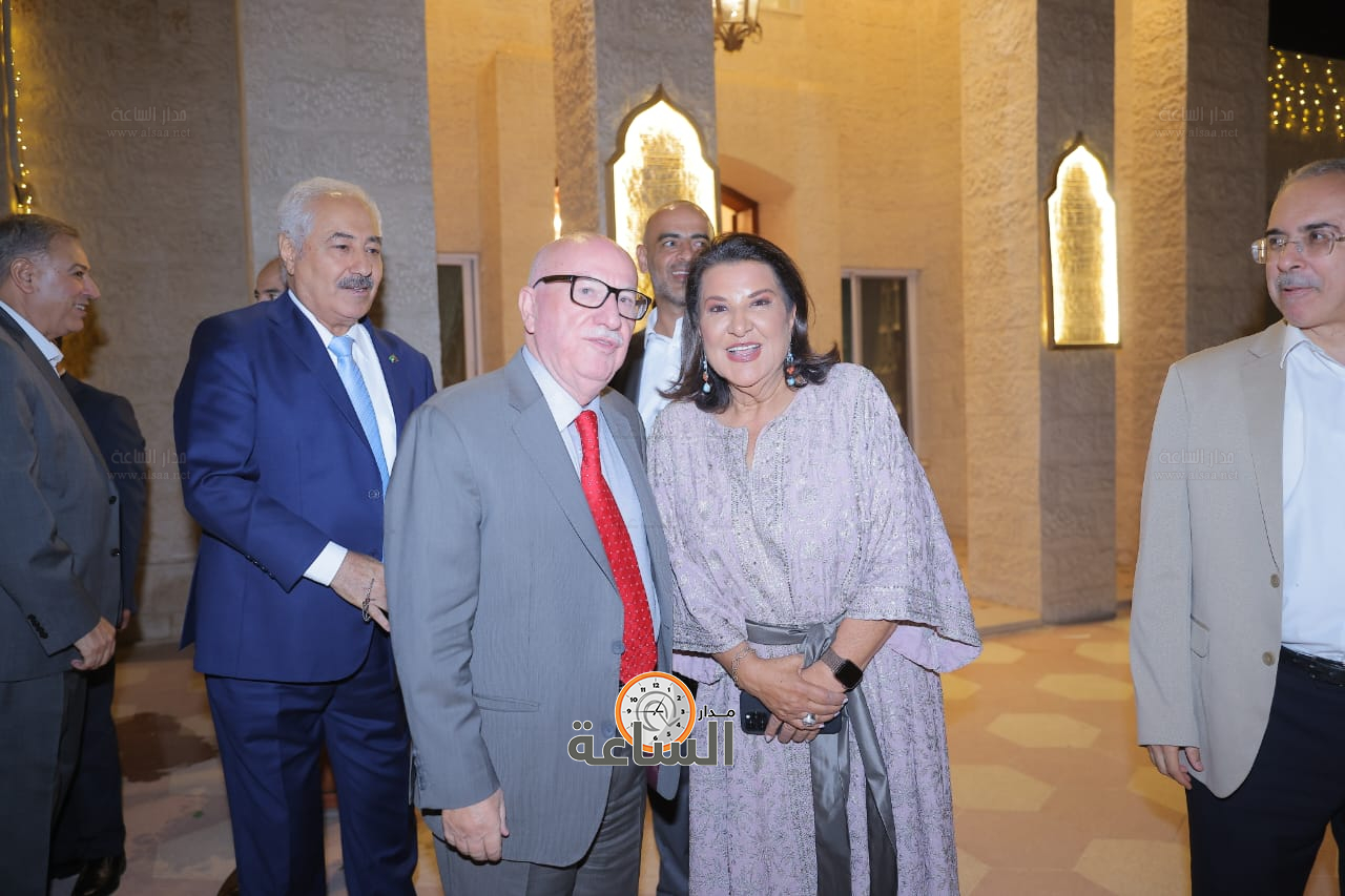 Madar Al-Saa Images 0.46449907849341976