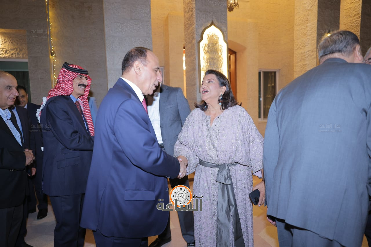 Madar Al-Saa Images 0.7538335890548146