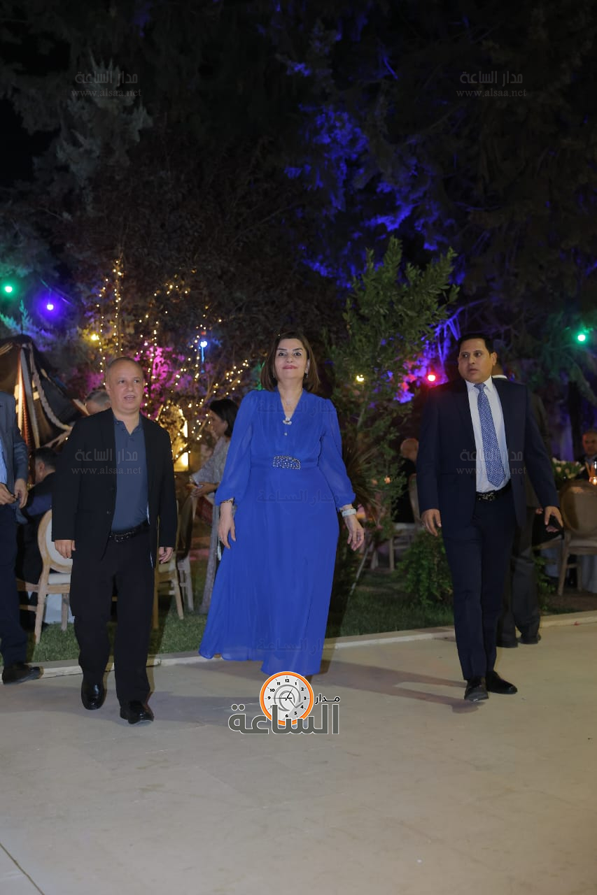 Madar Al-Saa Images 0.8941821475899706