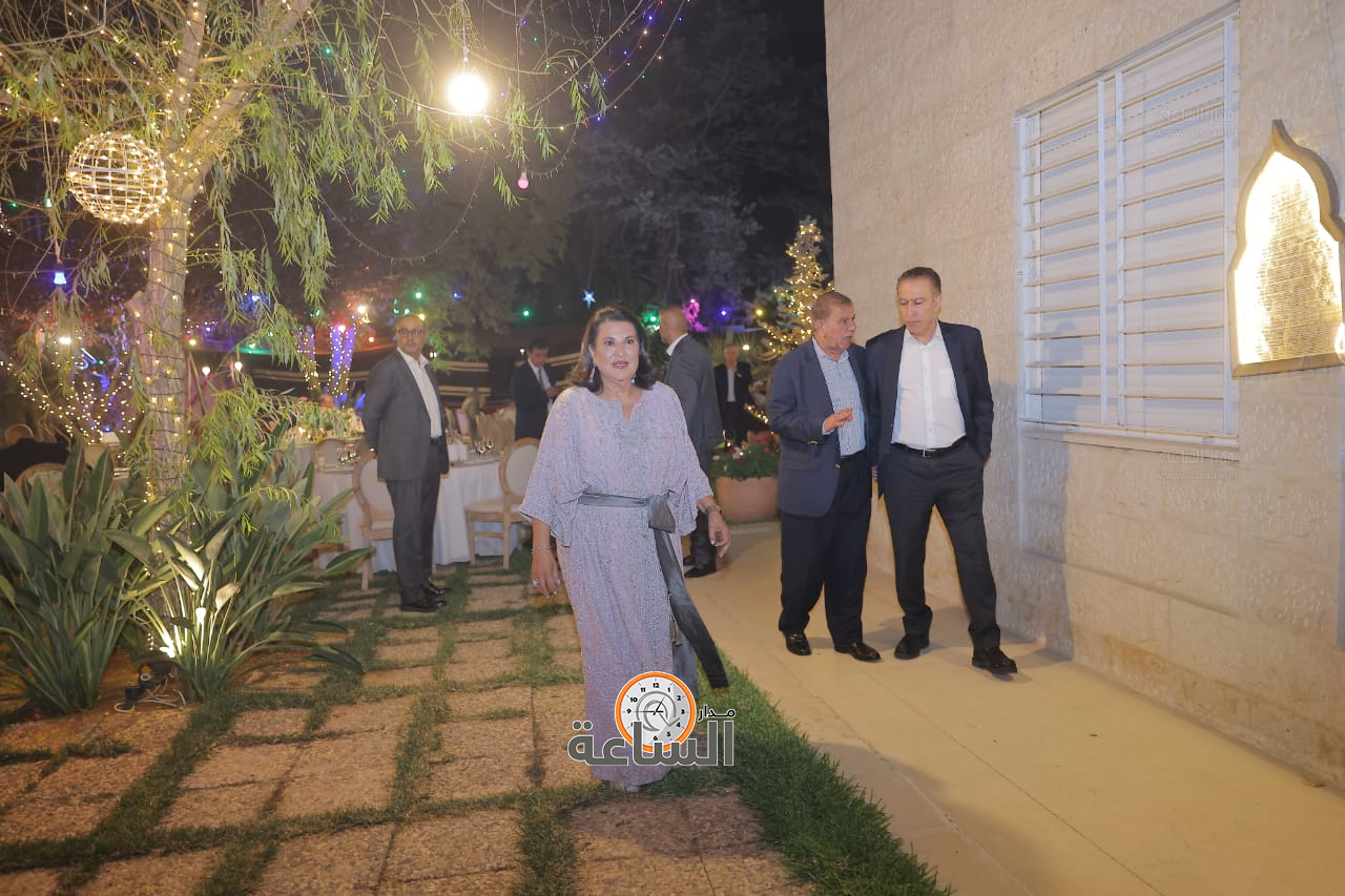 Madar Al-Saa Images 0.8675900661476269