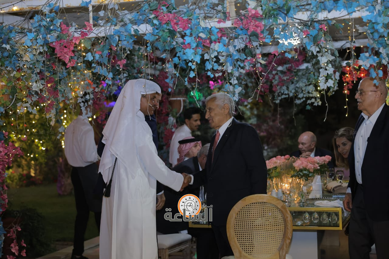 Madar Al-Saa Images 0.42813143428556244