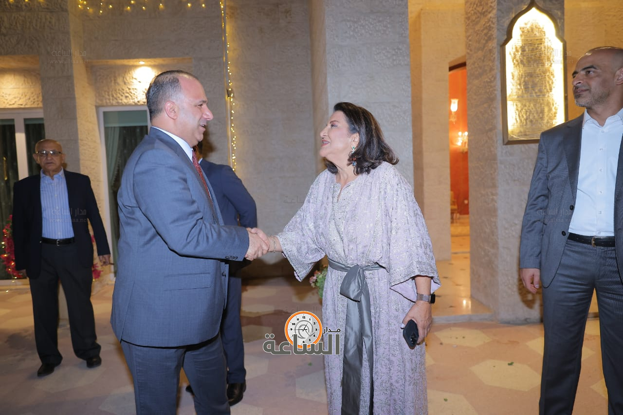 Madar Al-Saa Images 0.6620254583004151