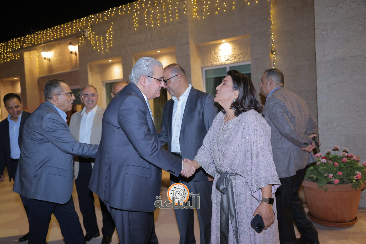 Madar Al-Saa Images 0.48288803252741597