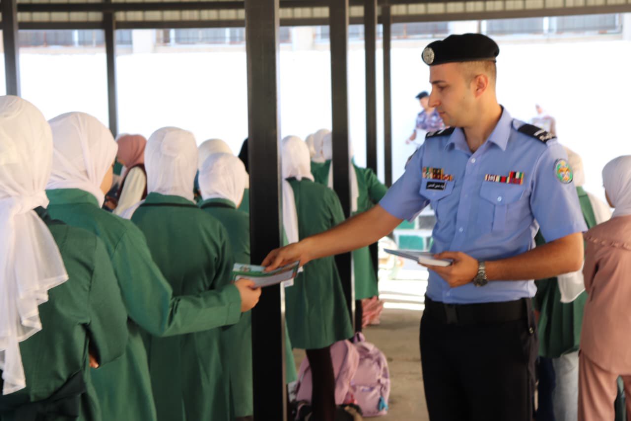 Madar Al-Saa Images 0.17270246276687462