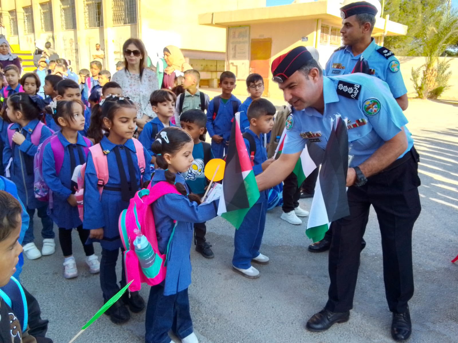 Madar Al-Saa Images 0.4333601899232974