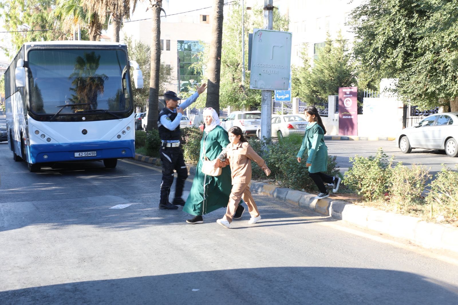 Madar Al-Saa Images 0.919364191195657