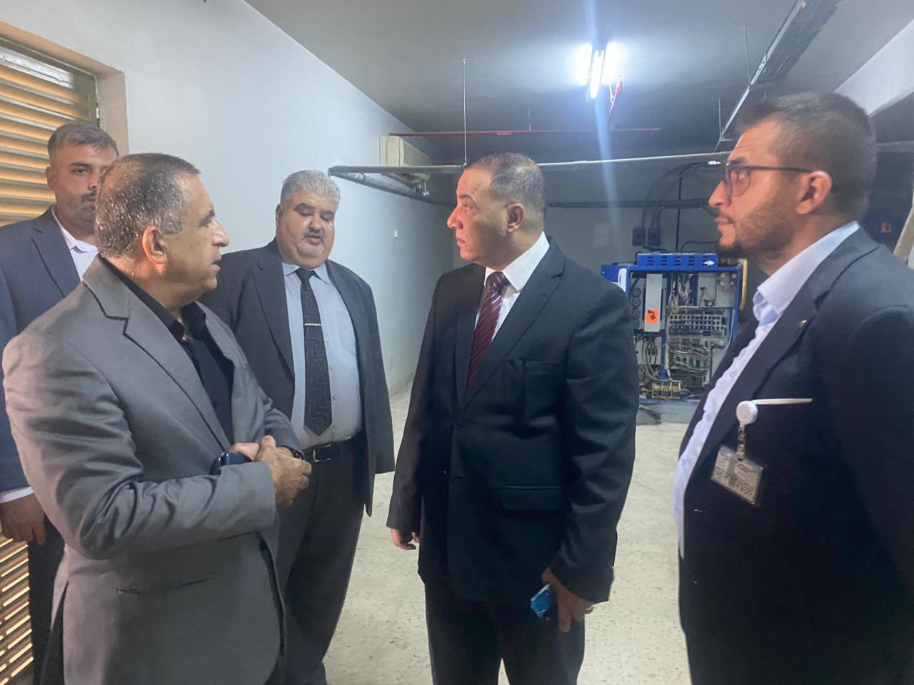 Madar Al-Saa Images 0.6993598492871176