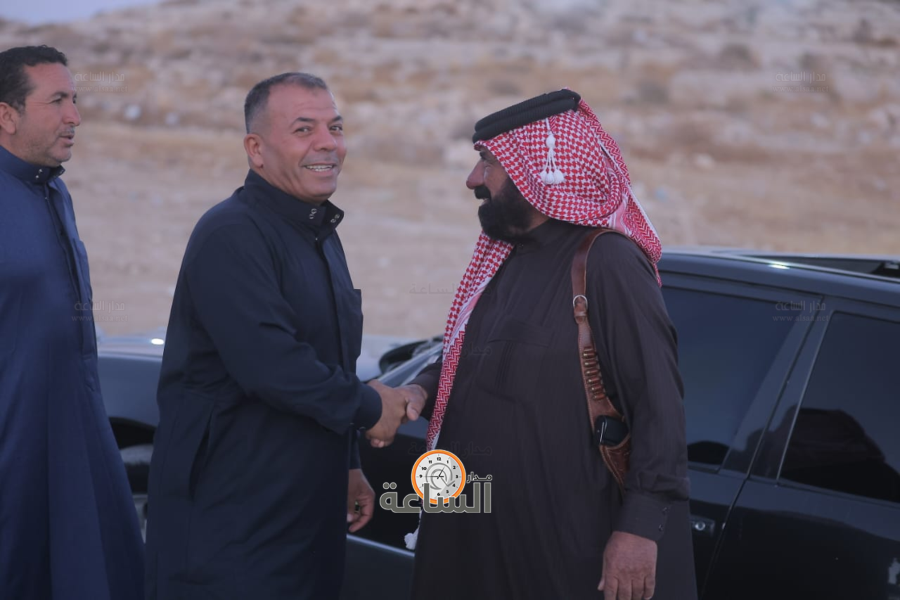 Madar Al-Saa Images 0.3984099195800025