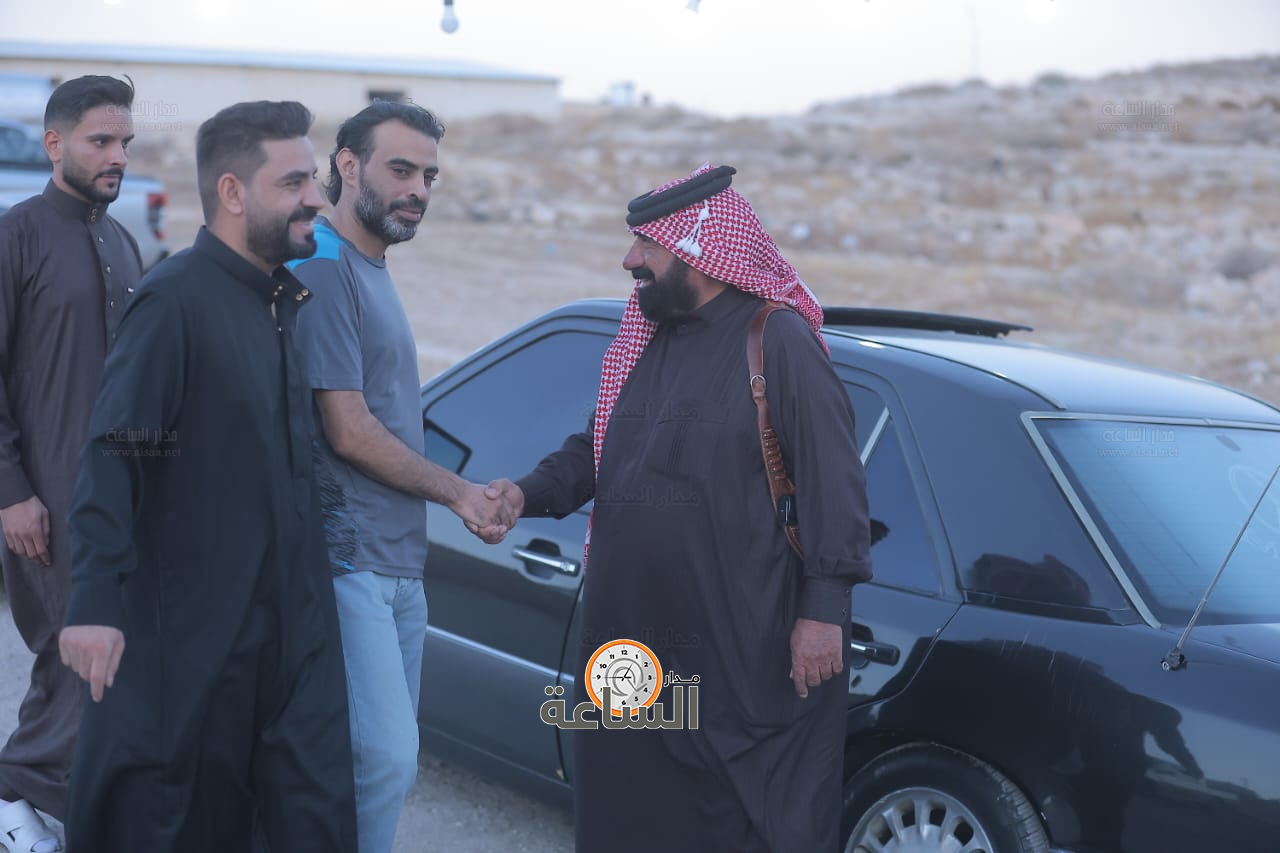 Madar Al-Saa Images 0.10894112255197241